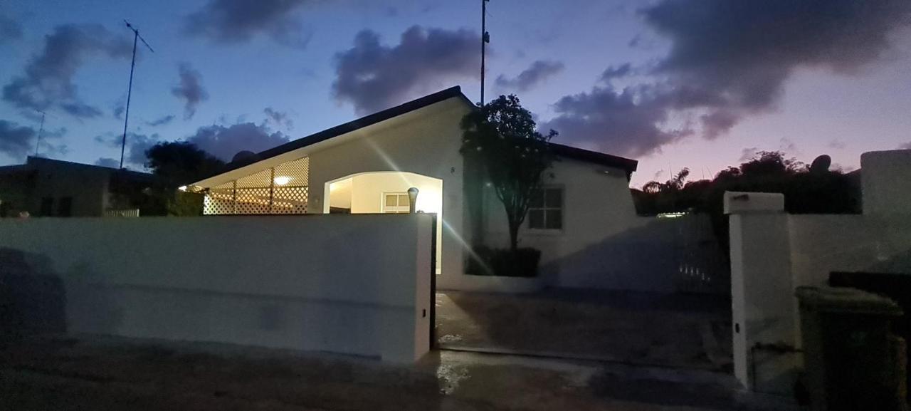 Family Villa With Big Pool And Absolute Privacy Willemstad Exterior foto